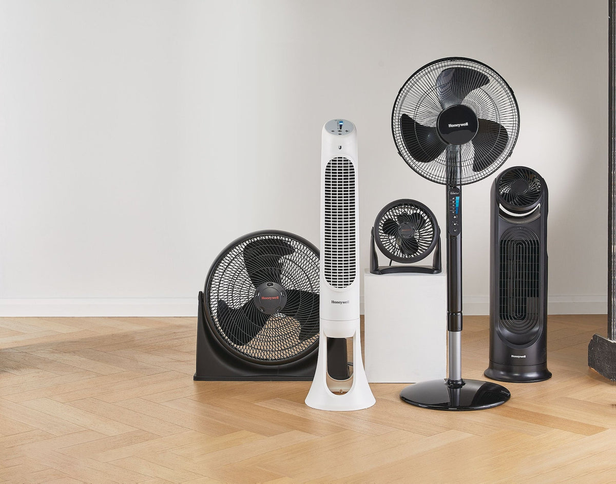 Honeywell TurboForce Tilt-Head Portable Air Circulator Table/Desk Fan, 3-Speed, Black, 7-in