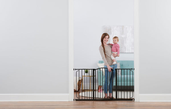 Regalo Home Accents Super Wide Safety Gate L6
