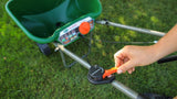 Scotts Turf Builder Deluxe Edgeguard Broadcast Spreader, 15,000 sq. ft.